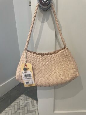 Dragon Diffusion Woven Shoulder Bag in natural